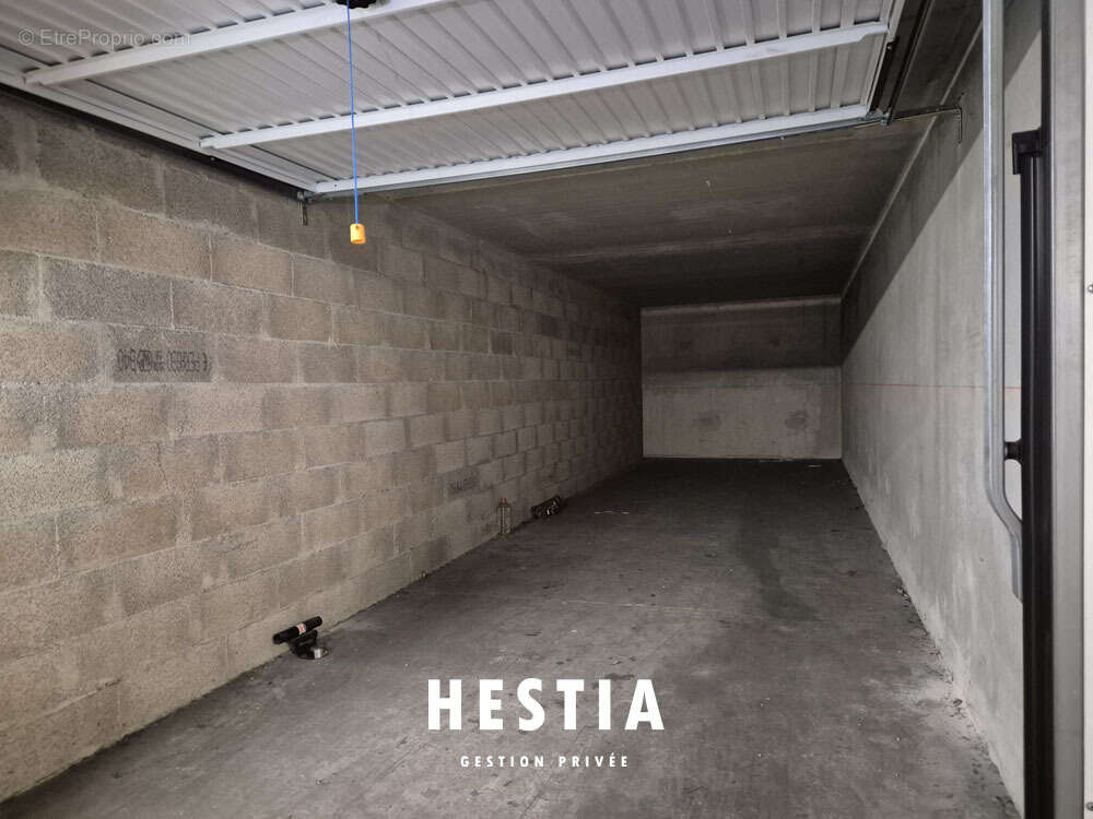 Parking à MARSEILLE-13E