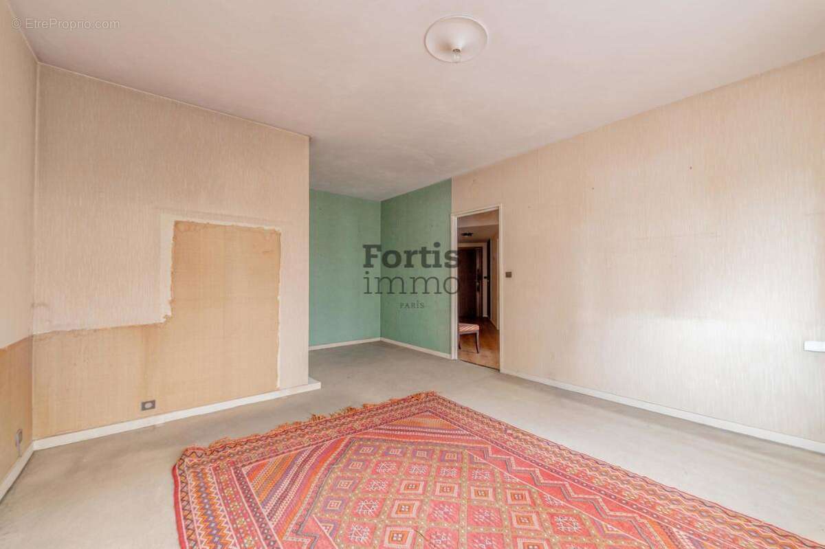 Appartement à PARIS-4E