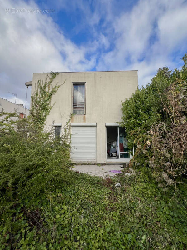 Appartement à VILLIERS-LE-BEL