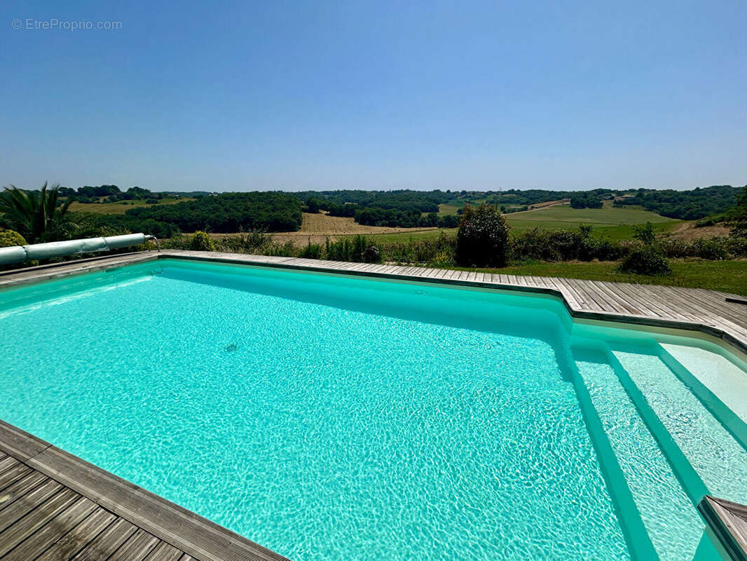 Maison à GRENADE-SUR-L&#039;ADOUR