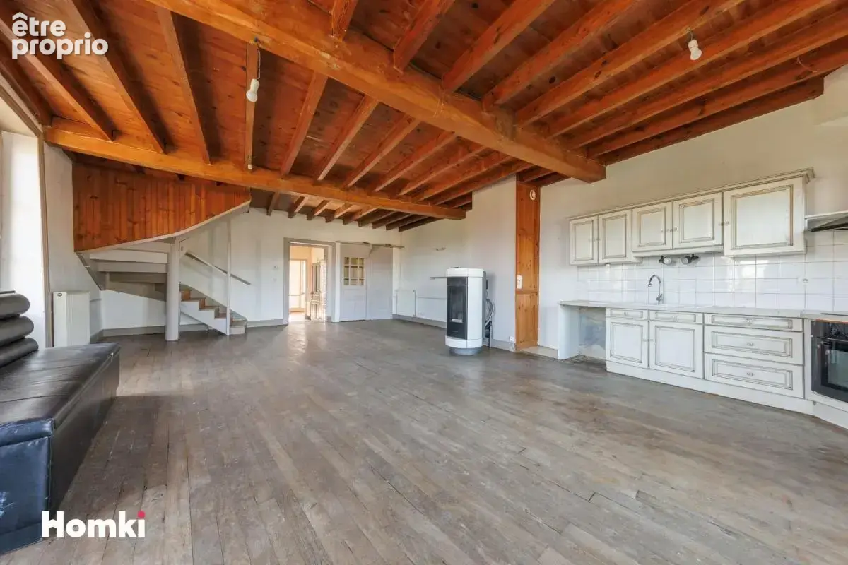 Maison de ville T8 de 216 m à Courpière 63120 - photo 4