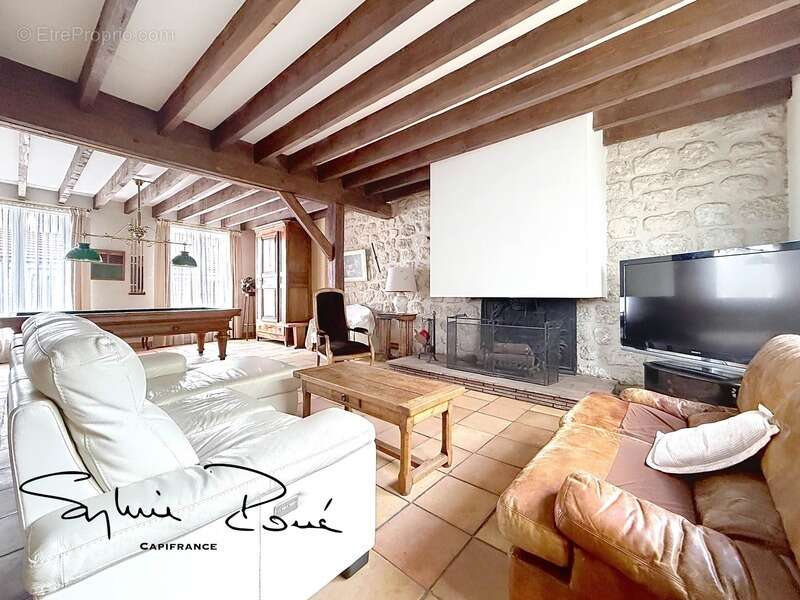 Maison à LES LILAS