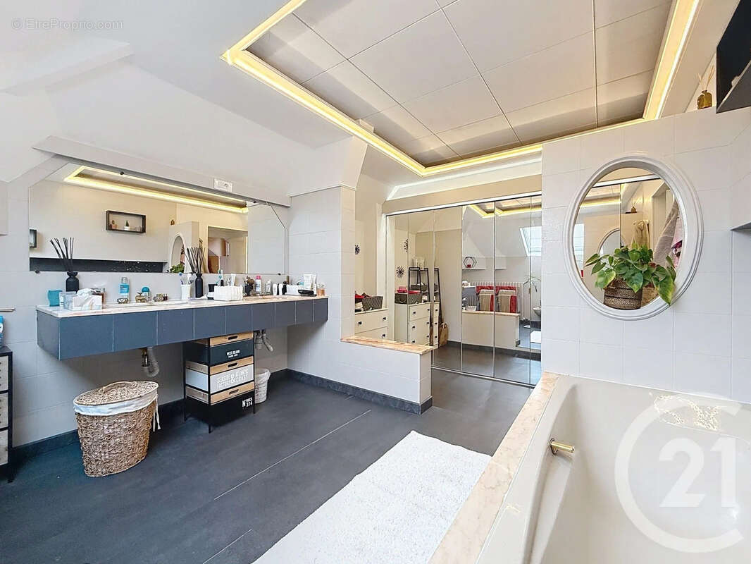 Maison à VILLIERS-SUR-SEINE