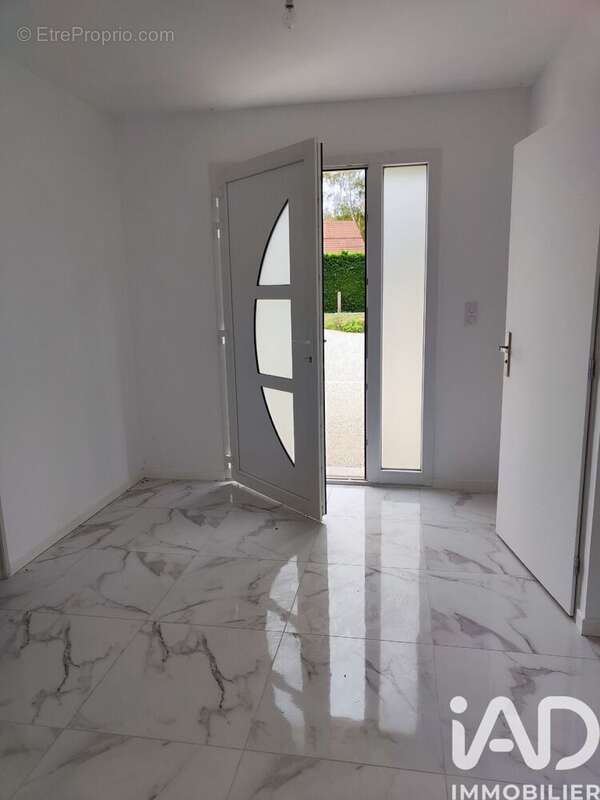 Photo 6 - Maison à SAVIGNE-SUR-LATHAN