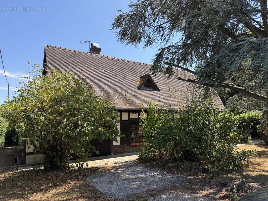 Maison 144 m² à La Barre-En-Ouche  - photo 4