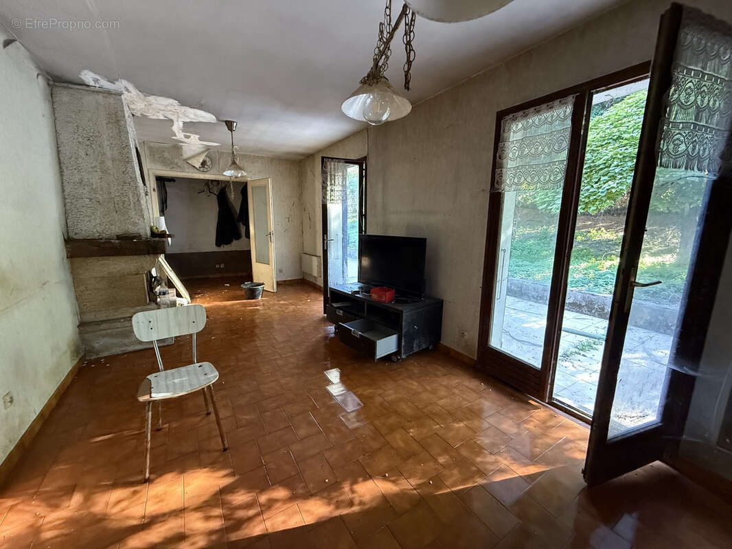 Maison à COUR-ET-BUIS