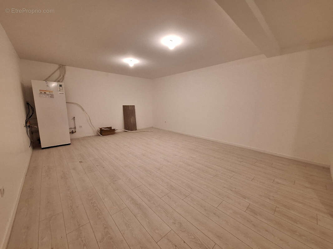 Maison à LES MARTRES-DE-VEYRE