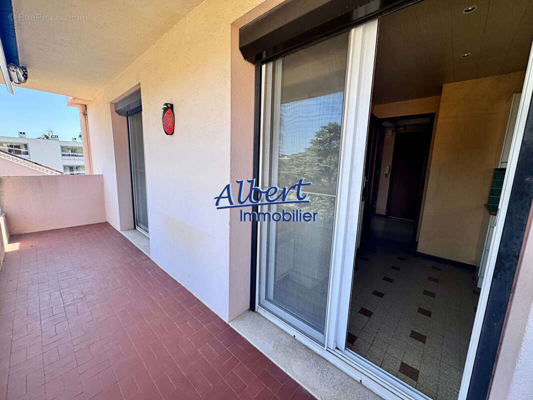 Appartement à SIX-FOURS-LES-PLAGES