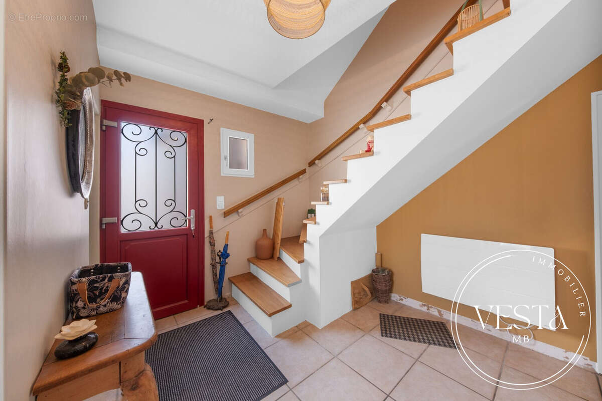 Maison à SOMBERNON