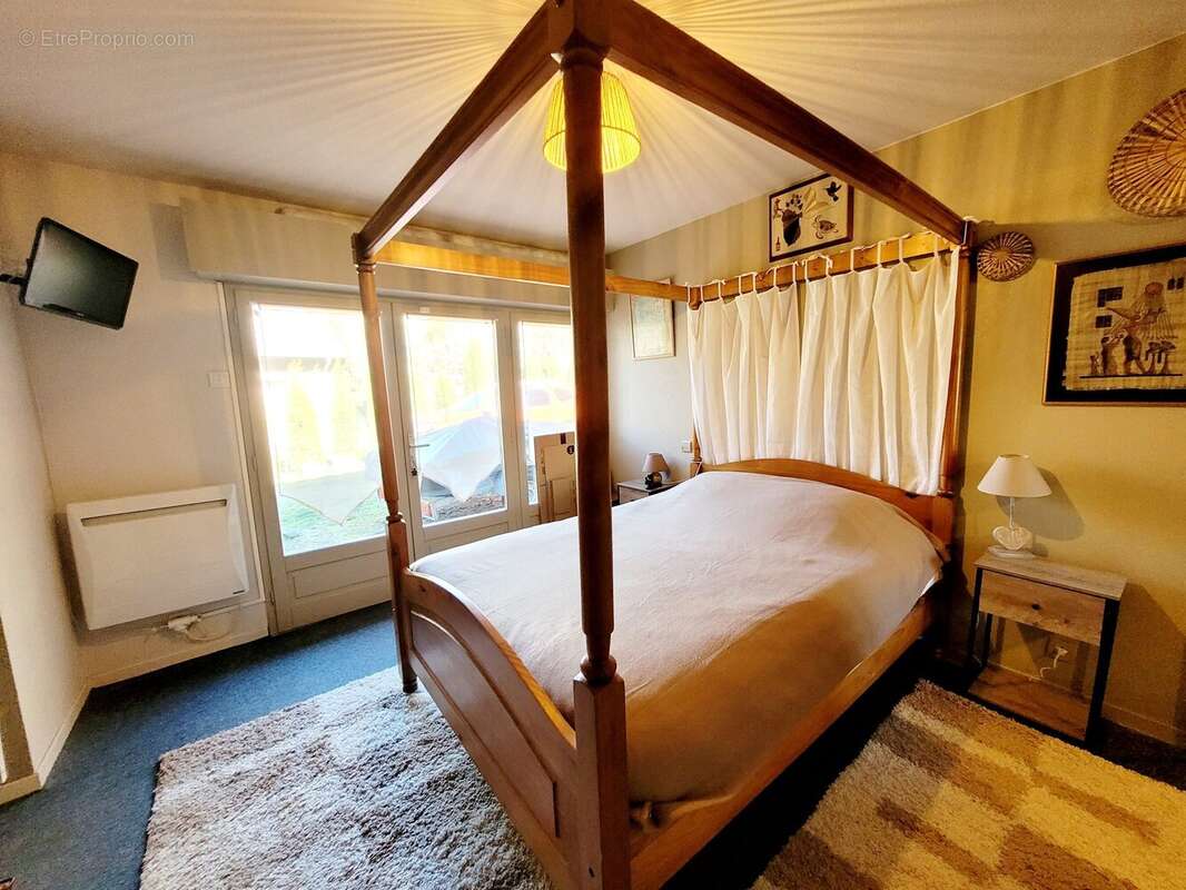 Maison à SAINT-JULIEN-MONT-DENIS