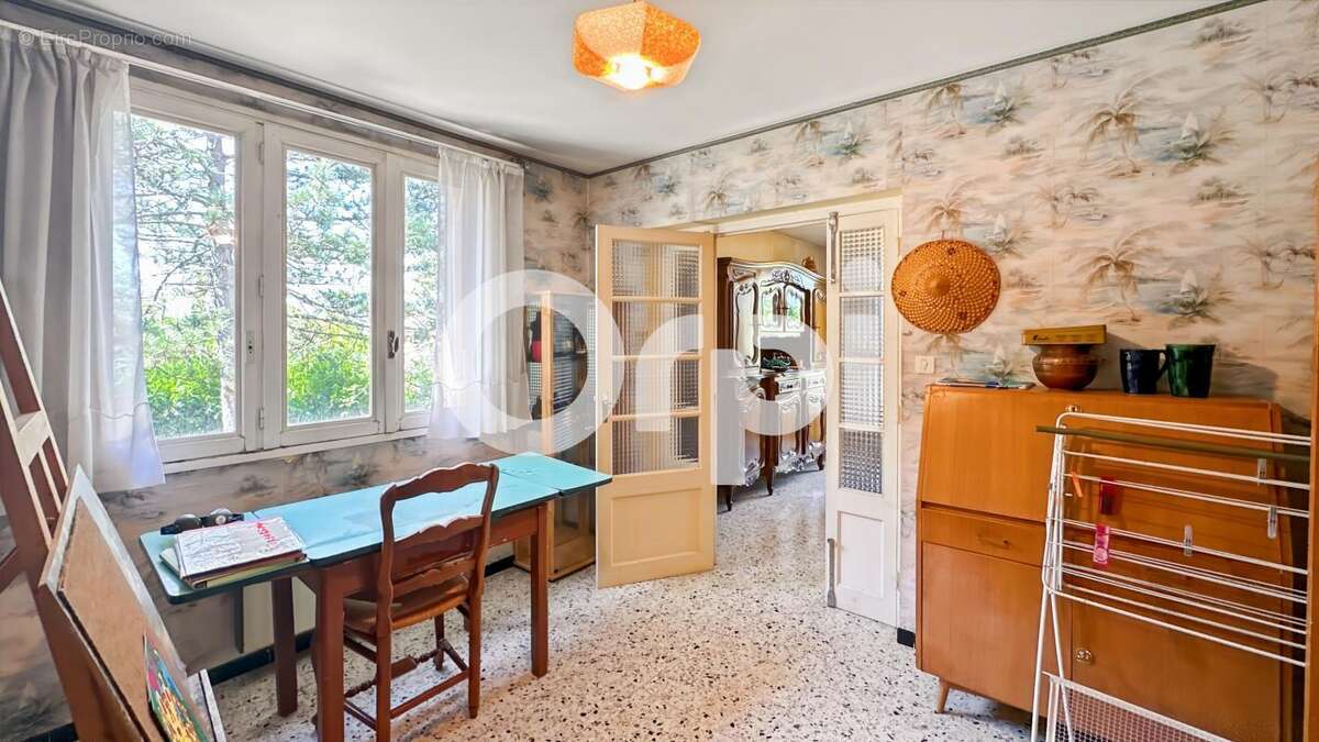 Maison à RUOMS