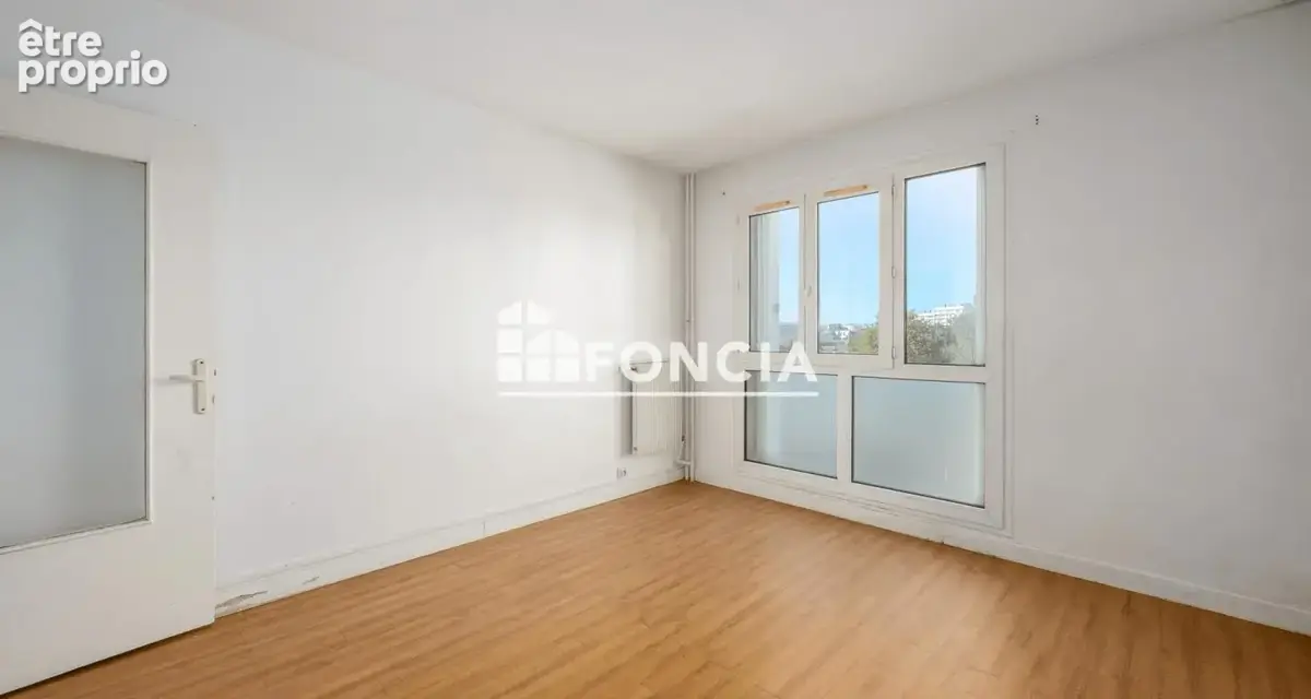 Bagneux centre - 2 pieces a renover - photo 2