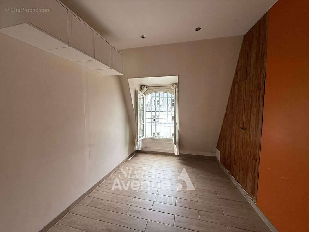 Appartement à PARIS-4E