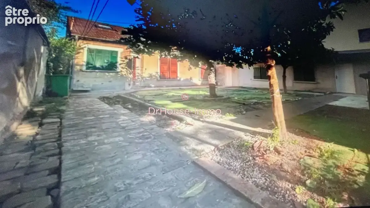 Maison 4 pièces 85 m² à vendre à Les Pavillons-Sous-Bois (93320) - photo 8