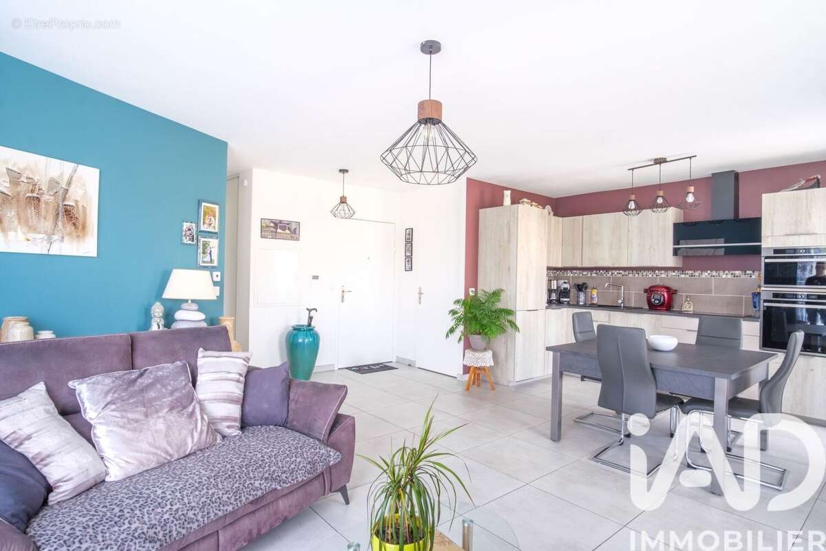 Photo 3 - Appartement à CLAYE-SOUILLY