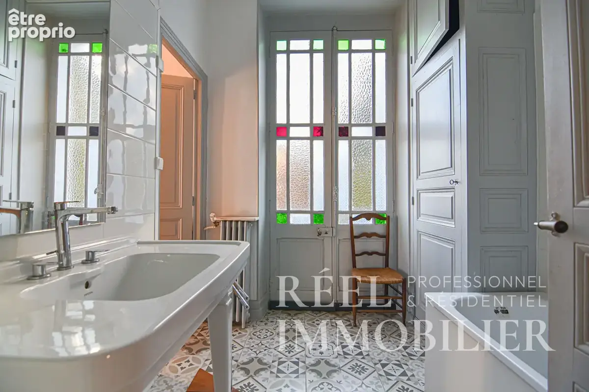 Maison de maître avec jardin - Charme et caractère en basse ville d'Auch - photo 12