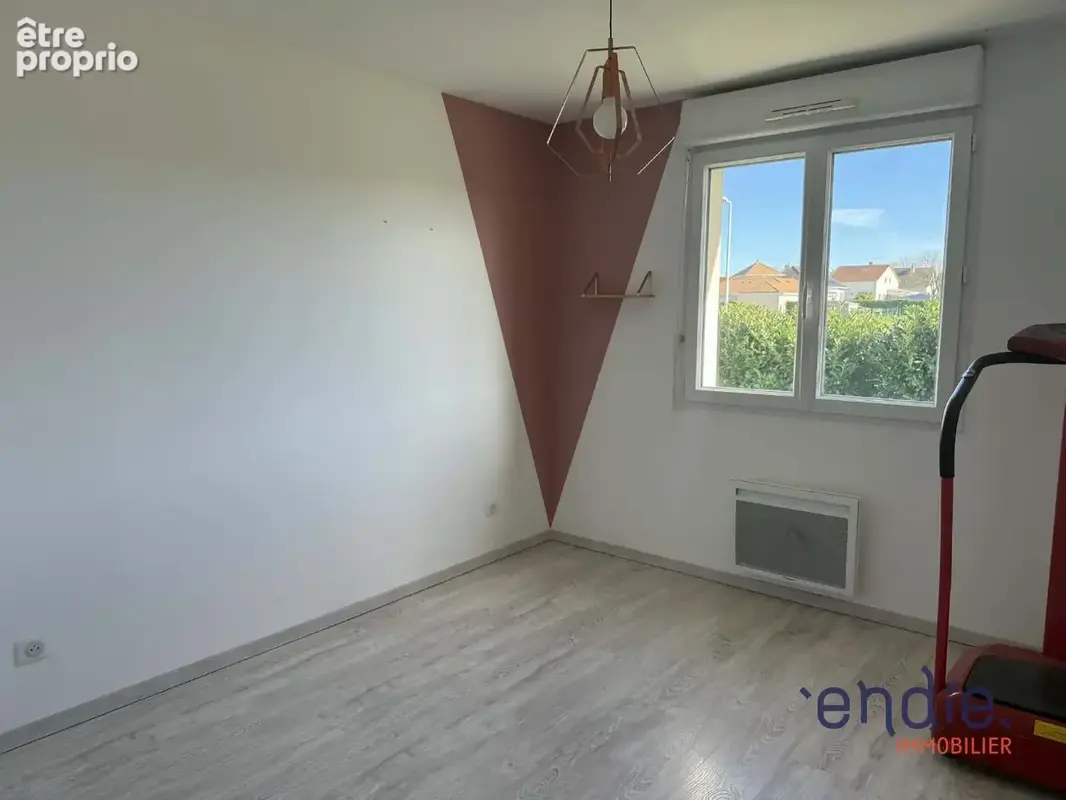 Maison 5 pièces 92 m² à vendre à Diou (03290) - photo 9
