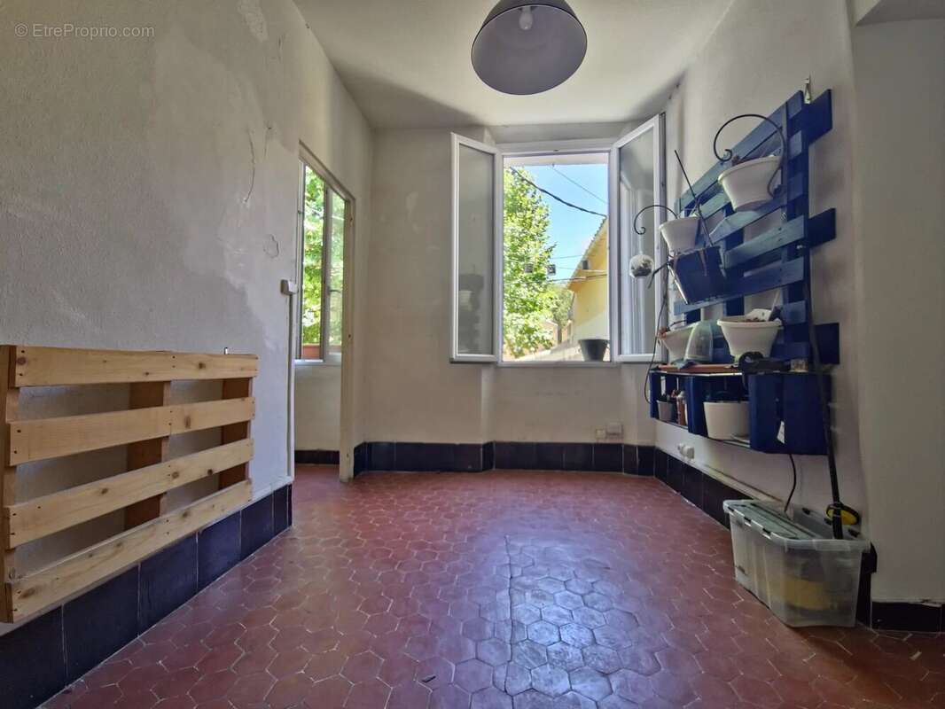 Appartement à AUBAGNE