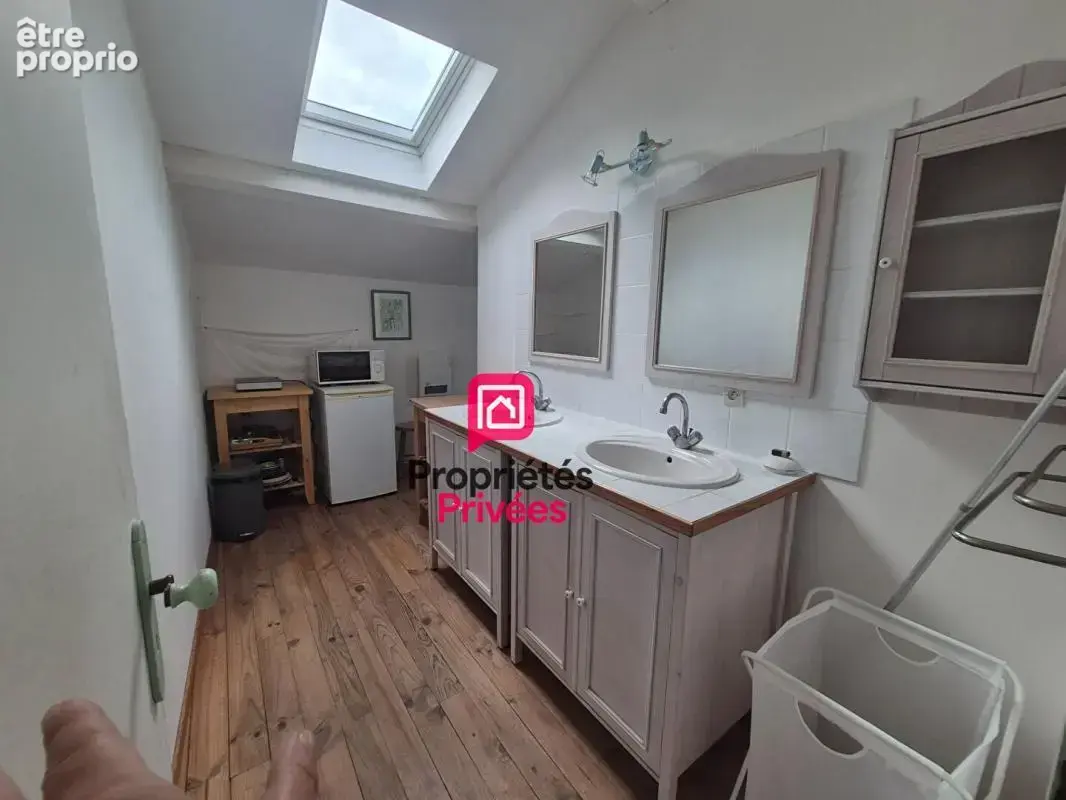 Ensemble immobilier de caractère de 290 m2 avec Gîte - Noaillan - photo 15