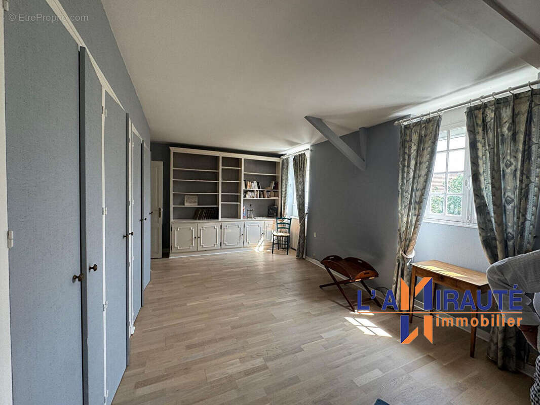 Maison à MAISONS-LAFFITTE