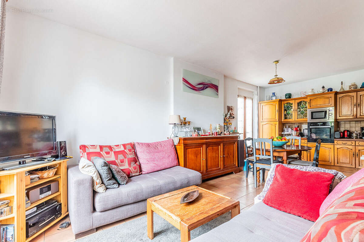 Maison à VILLENEUVE-SAINT-GEORGES