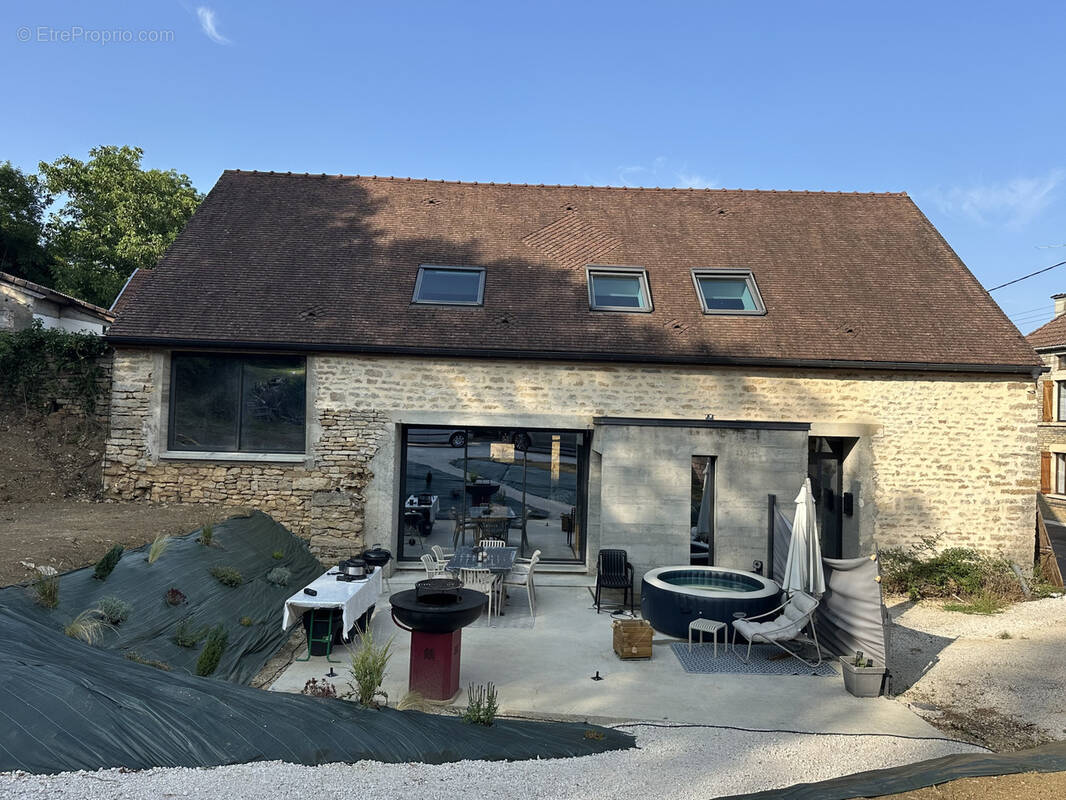 Maison à MONTBARD