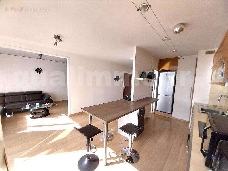 20251103_122028-2 - Appartement à CLERMONT-FERRAND