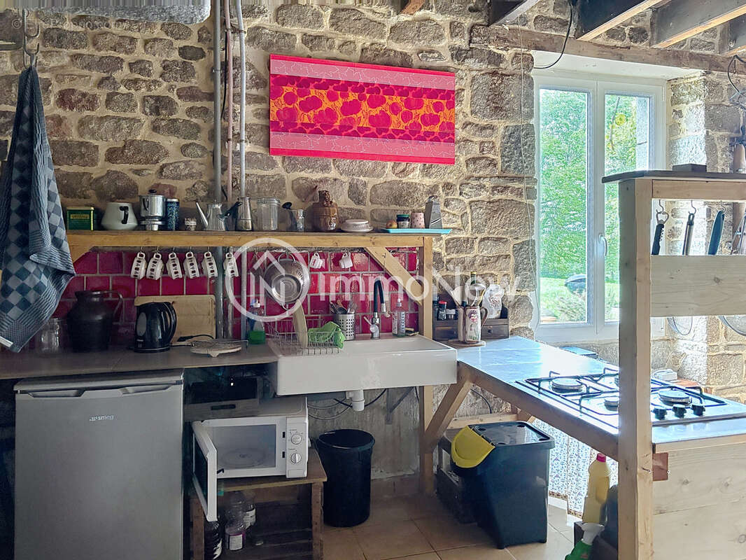 Longere en pierre 108m2 sur 2097m2 - photo 3