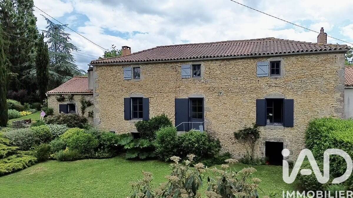 Photo 1 - Maison à GOURGE