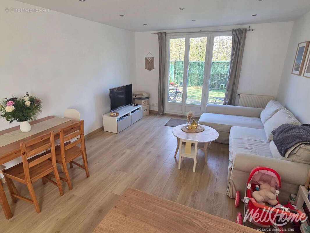 Appartement à SAINT-OUEN-L'AUMONE