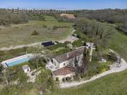 Maison à CAHUZAC-SUR-VERE