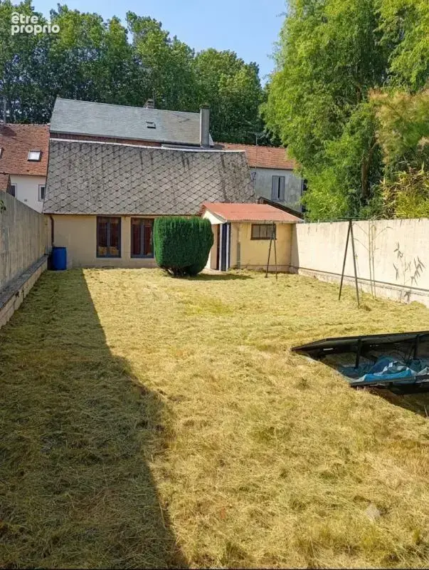 BEAUVAIS – Maison de caractère en briques avec jardin et 30 m² aménageables - photo 12
