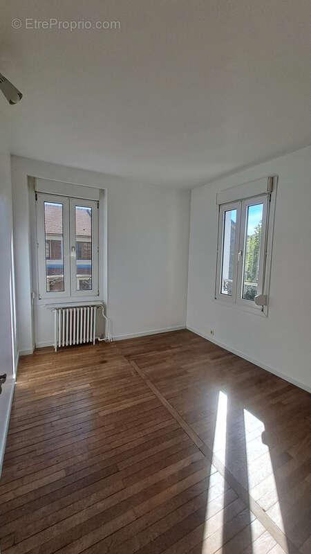 Maison à LE PERREUX-SUR-MARNE