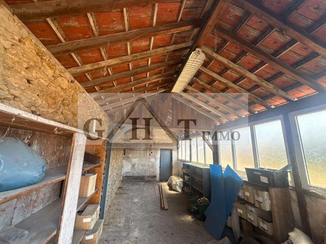 Entrepôt indépendant – 961 m² – dammarie-les-lys (77) - photo 18