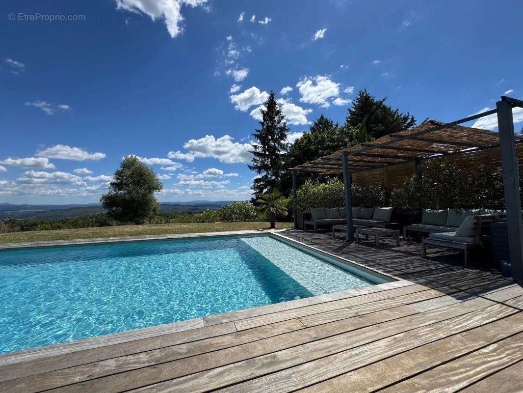 Maison à MONTFURON