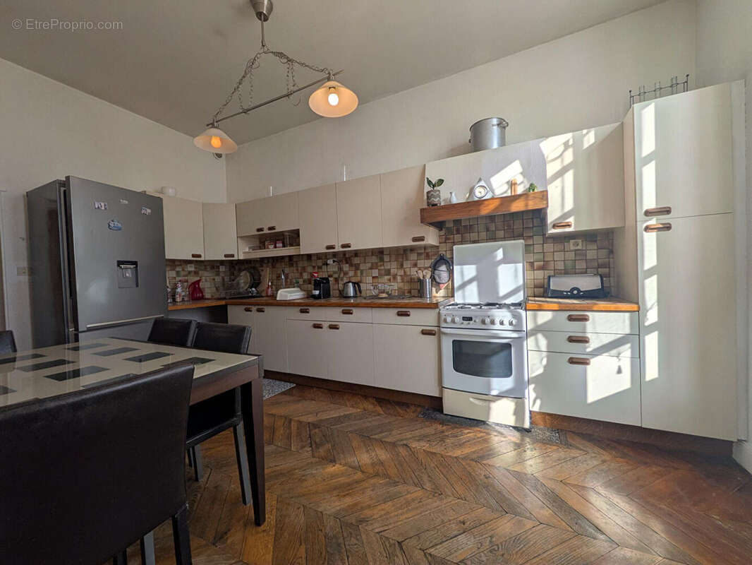 Appartement à COURNON-D'AUVERGNE