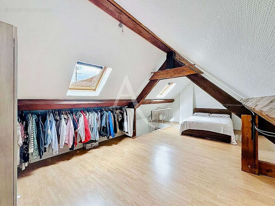 Appartement à NANTEUIL-LES-MEAUX