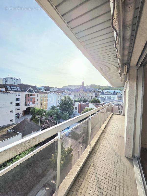 Appartement à SURESNES
