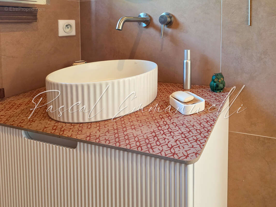 Appartement à MANDELIEU-LA-NAPOULE
