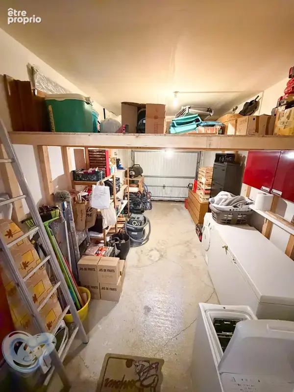 ST CHRISTOL - Maison de plain-pied de 86 m² habitables sur terrain de 930 m² avec garage attenant - - photo 13
