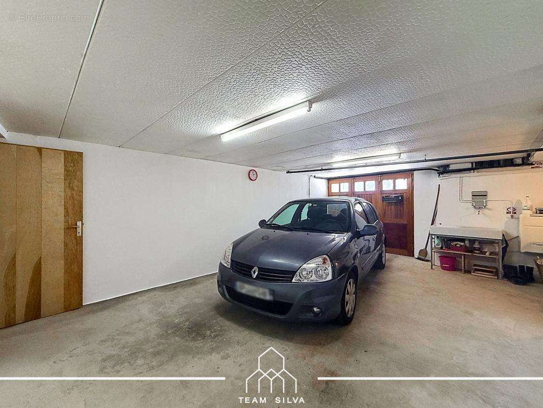 Maison 110 m² à Communay  - photo 13