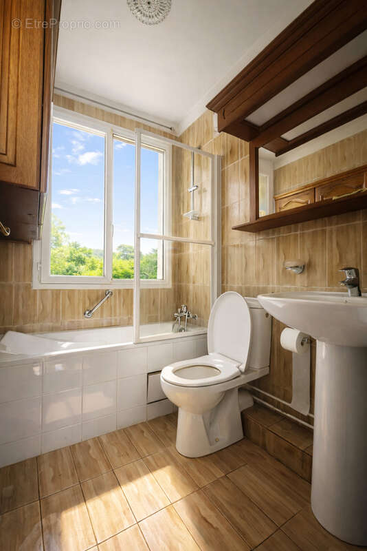 Maison à LE BLANC-MESNIL