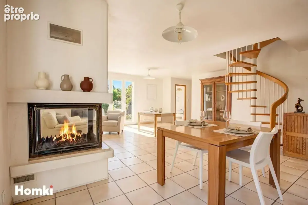 Maison/Villa T9 de 234 m² à Saint-Cyprien 66750 - photo 3