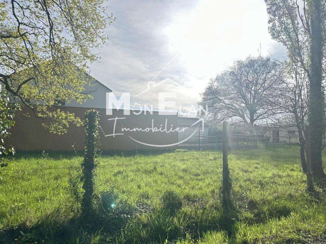 Terrain à LE CELLIER