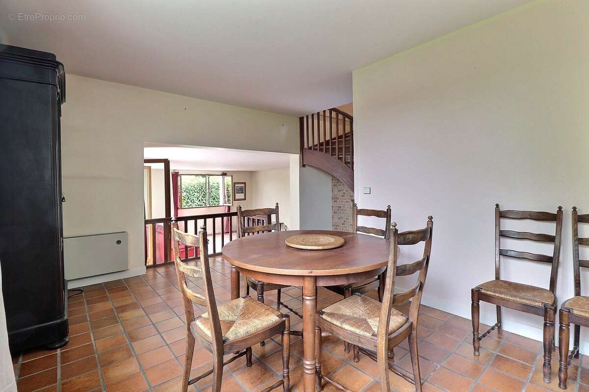 Maison à GIF-SUR-YVETTE