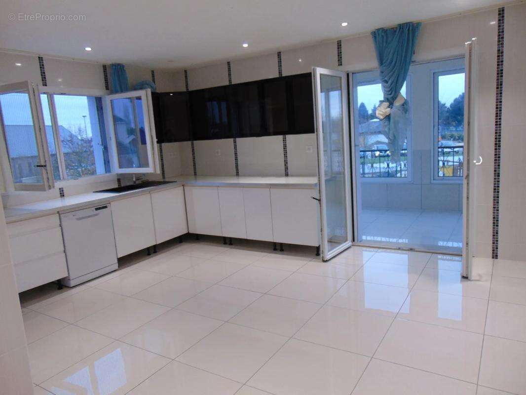 Maison à VILLEMANDEUR