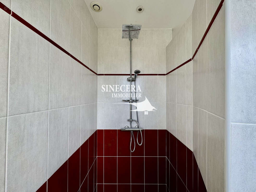 Maison à CHAMPCEVINEL