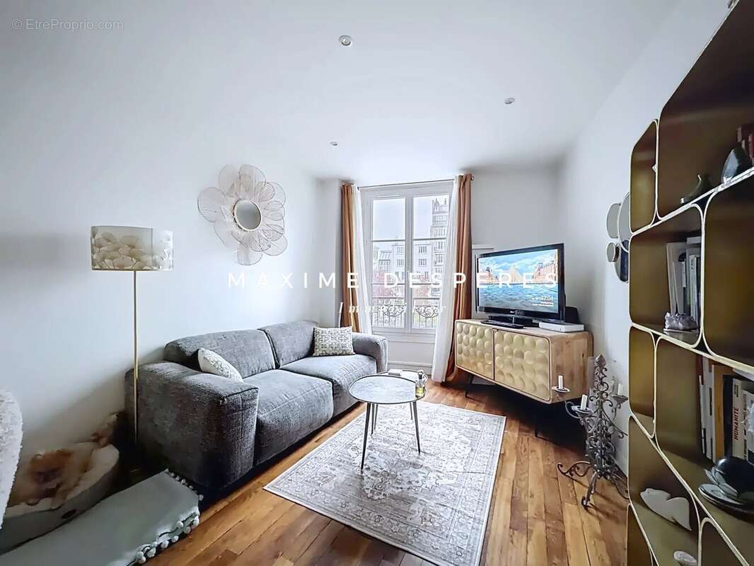 Appartement à NEUILLY-SUR-SEINE
