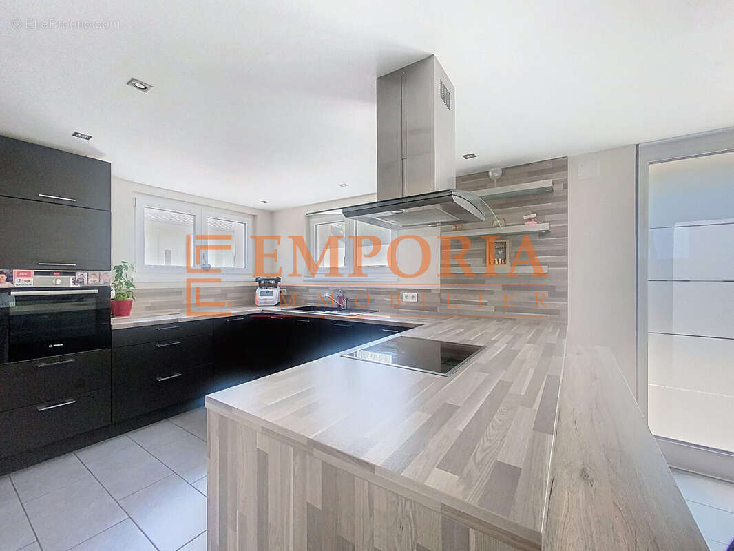 Maison à DANNEMARIE