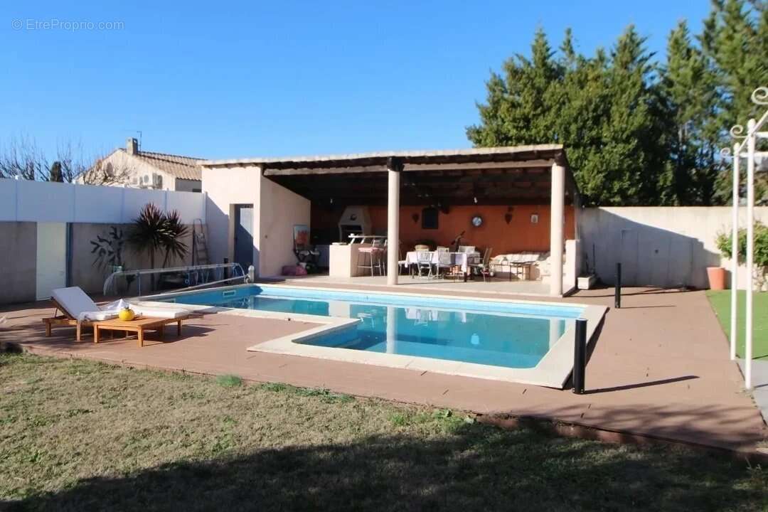 Maison à VILLEVEYRAC